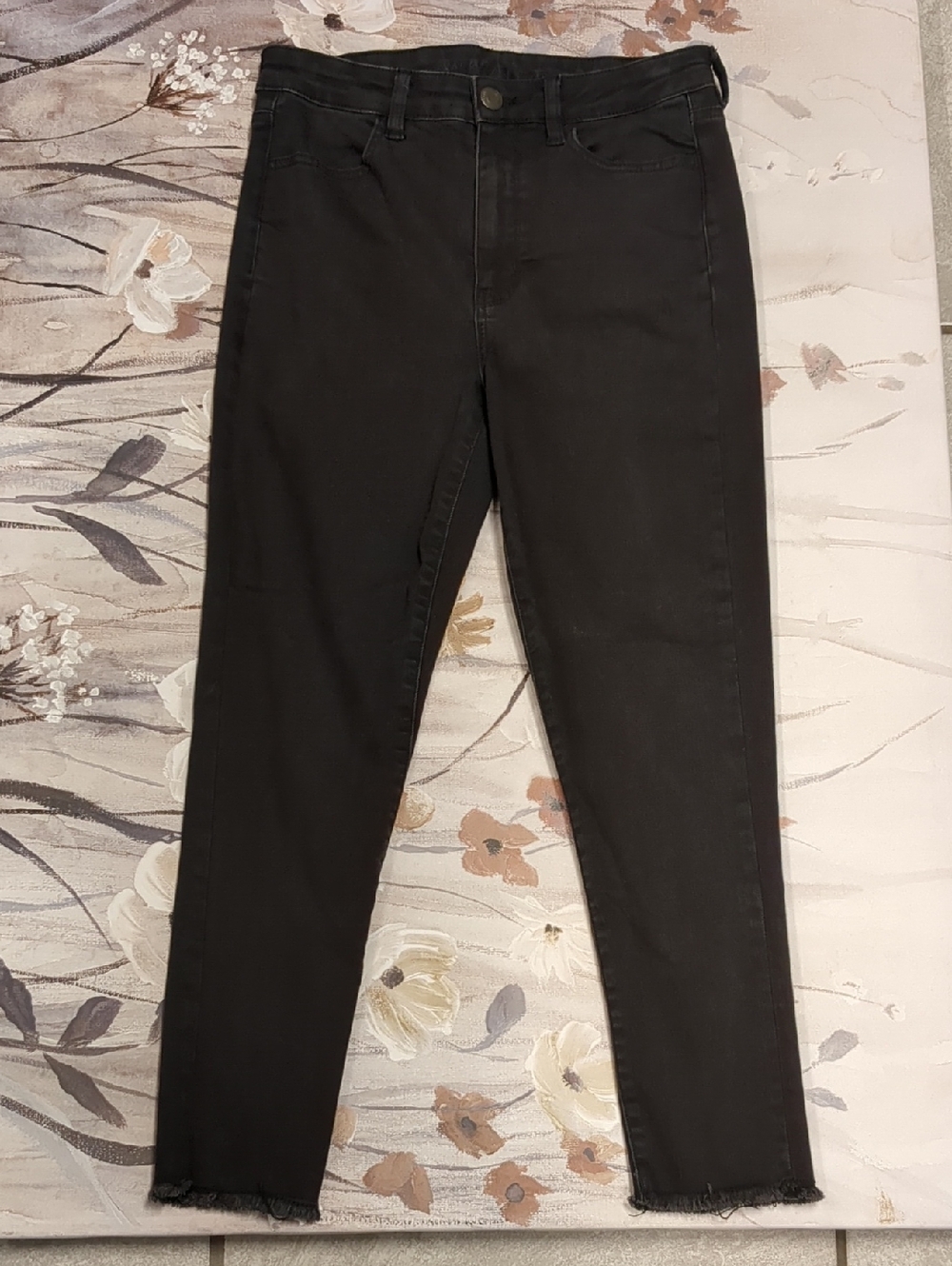 American Eagle Outfitters Black Cropped Skinny Jeans